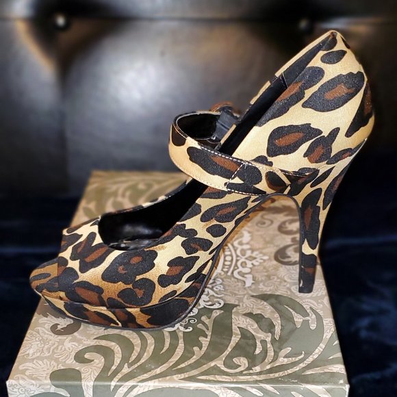 Peep top platform heel - Picture 1 of 3